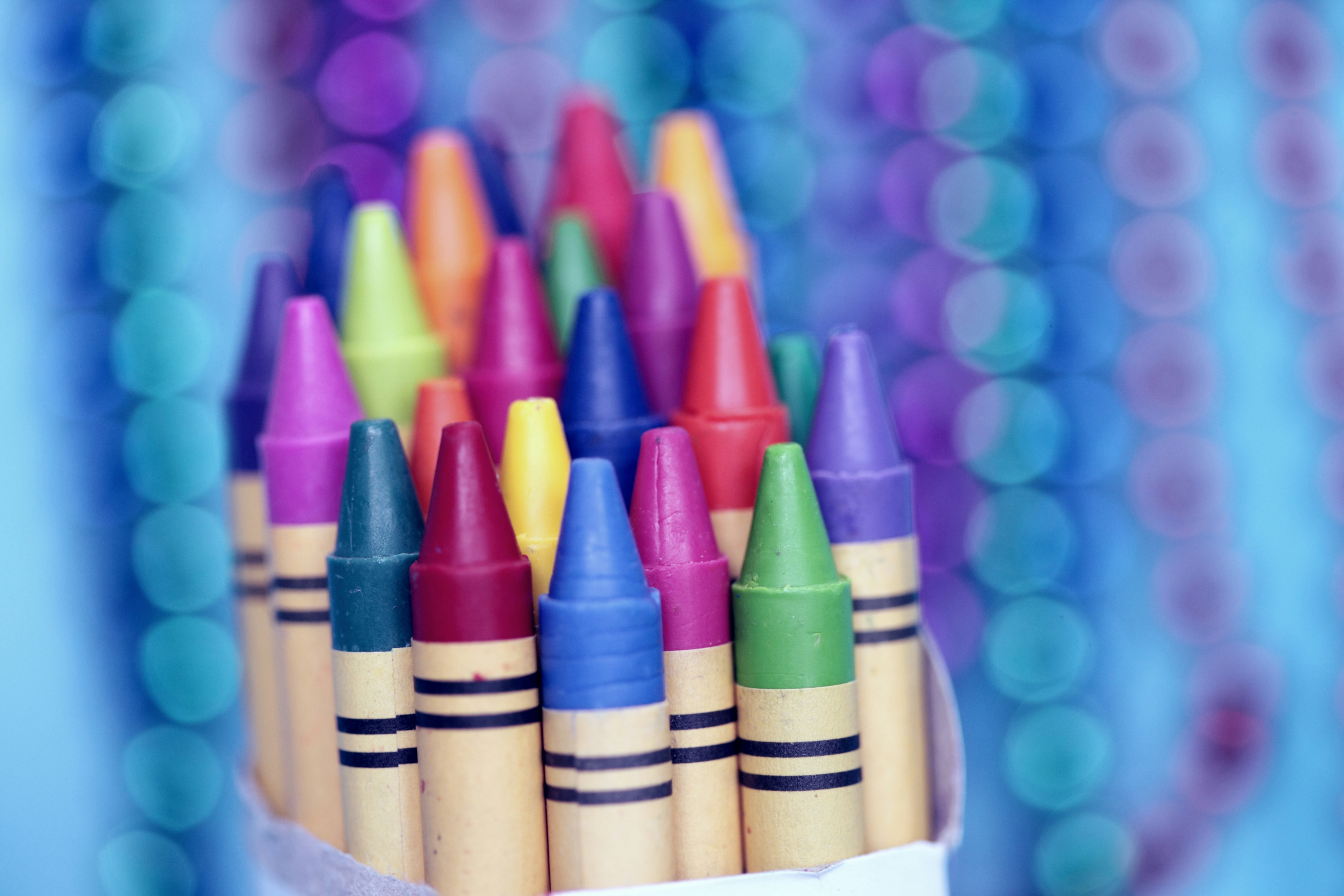 color_crayons.jpg